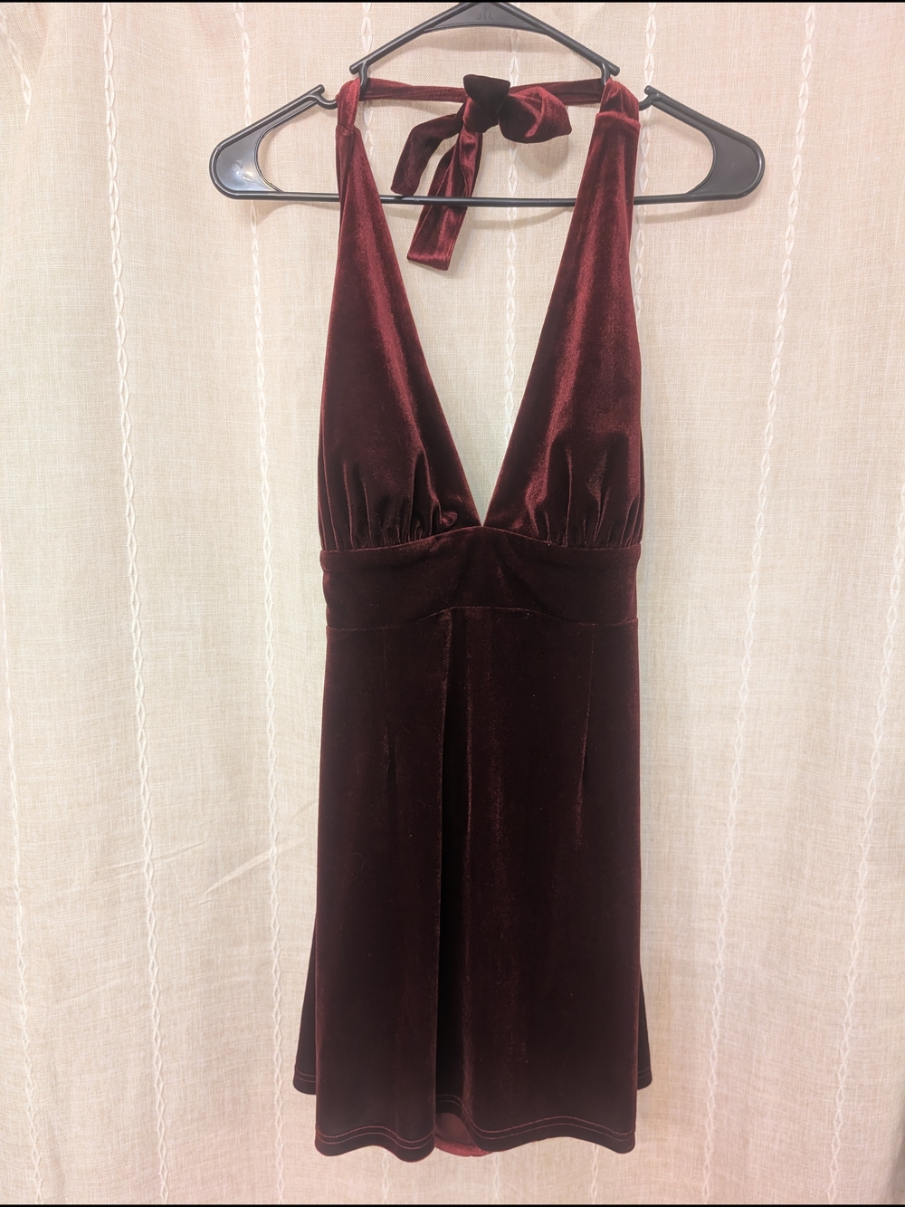 Cider Wine Red Velvet Halter Dress